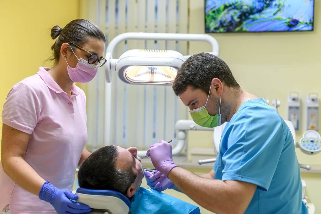 dental clinica examination, dental clinica Sopron Hungary